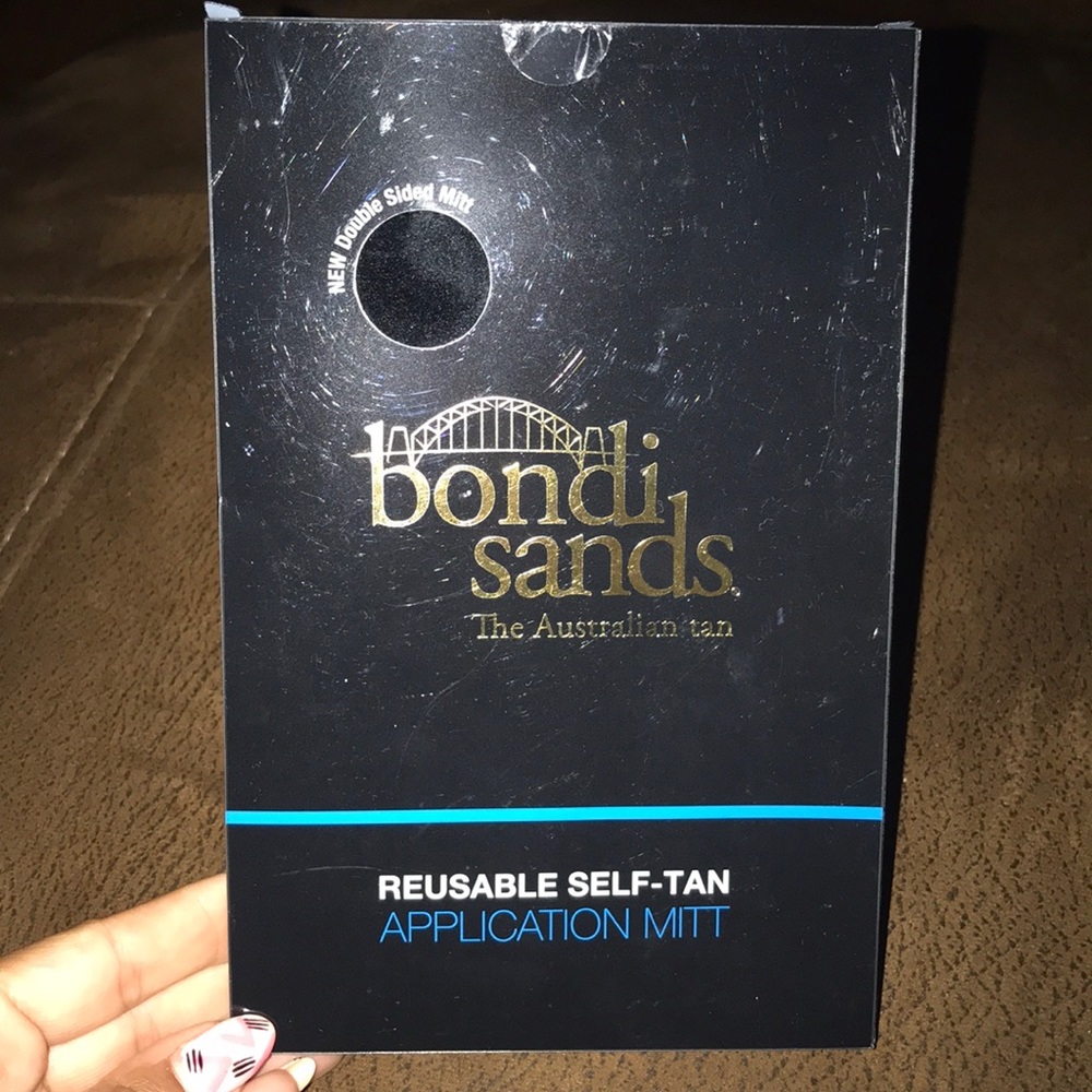 Self tanning foam